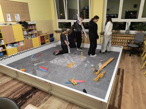 vex v5 team 60027X-25