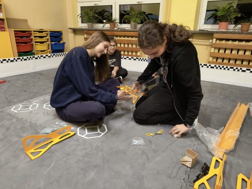 vex v5 team 60027X-28