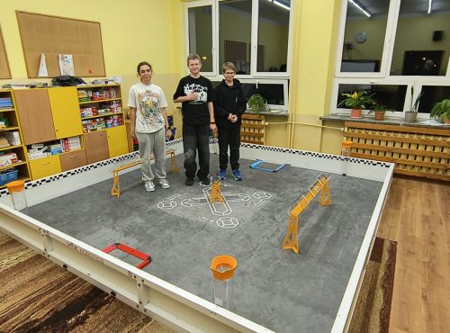 vex v5 team 60027X-36